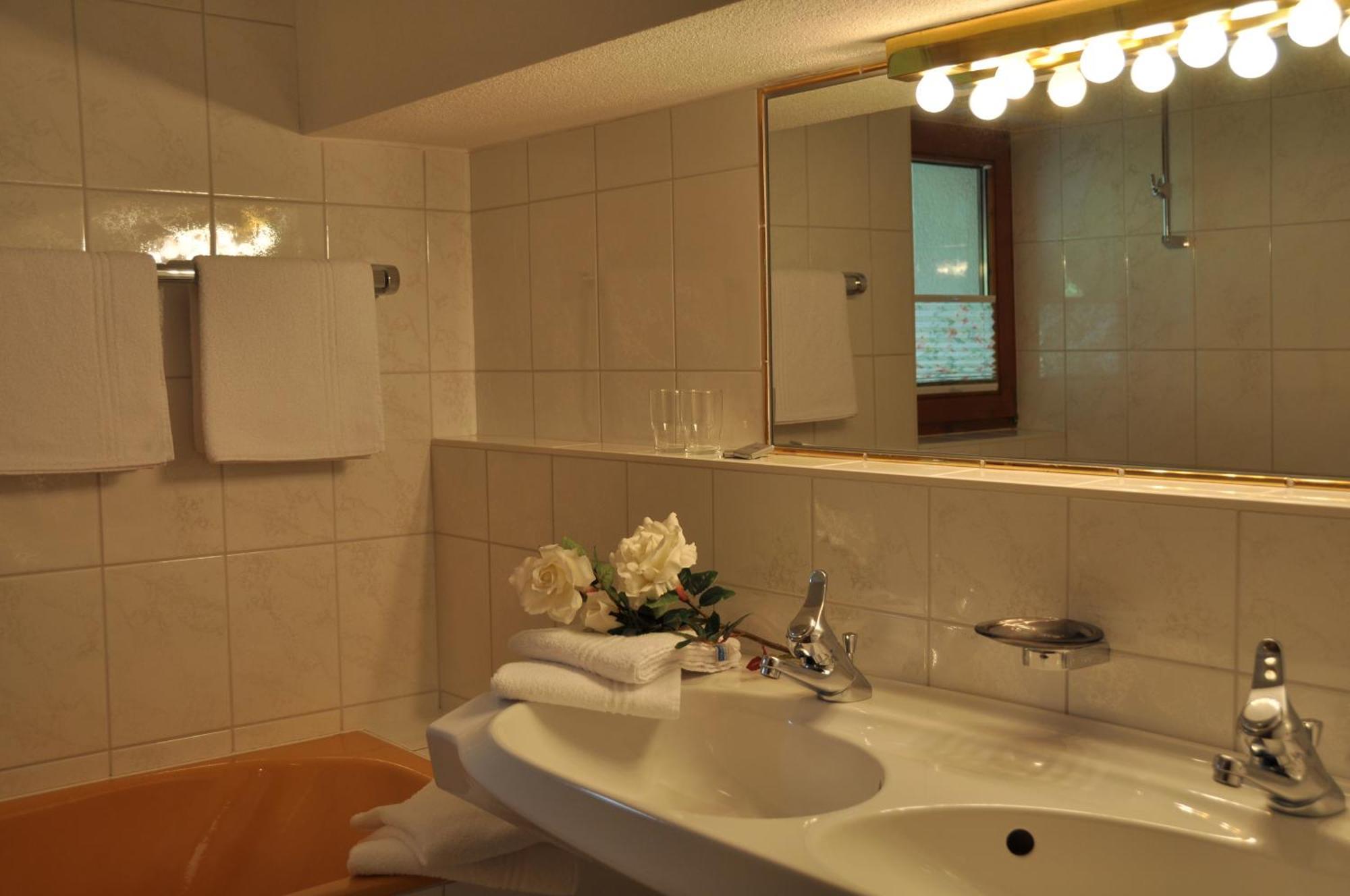 Ferienhaus Brigitte Langenfeld Ruang foto